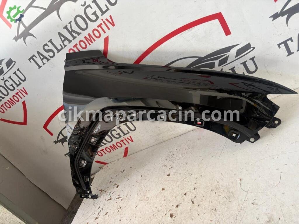 Hyundai Tucson Sağ Ön Çamurluk çıkma parça