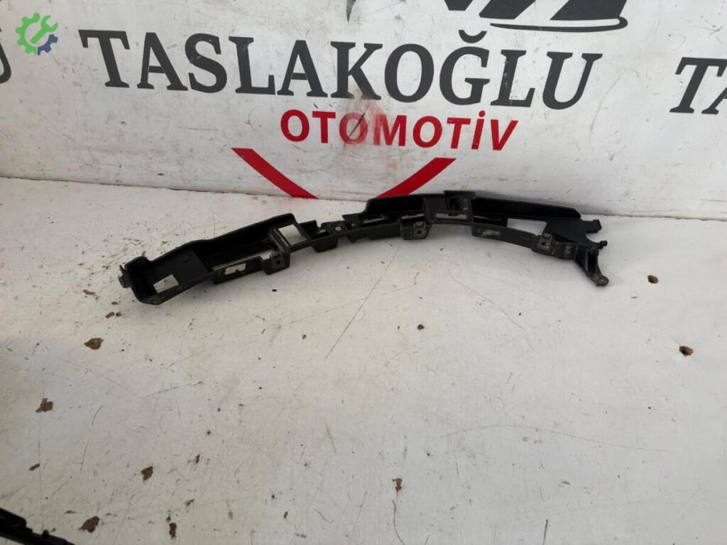 Peugeot Rifter Tampon Braketi 9816768780 çıkma parça