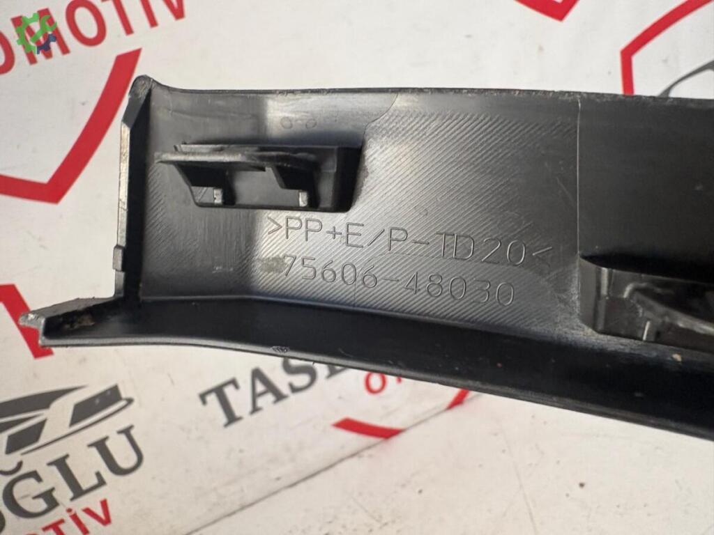 Lexus Rx Sol Arka Çamurluk 7560648030 çıkma parça