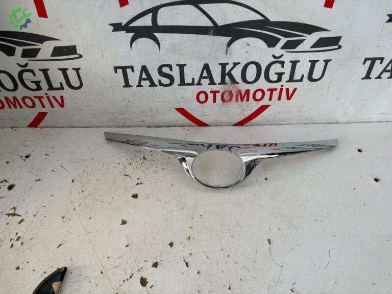 Toyota Corolla Panjur çıkma parça