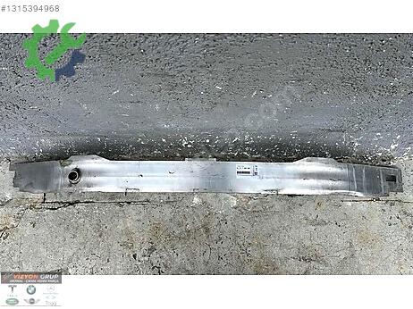 BMW 3 Serisi Ön Tampon Demiri çıkma parça