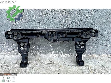 BMW 1 Serisi Tampon Braketi çıkma parça