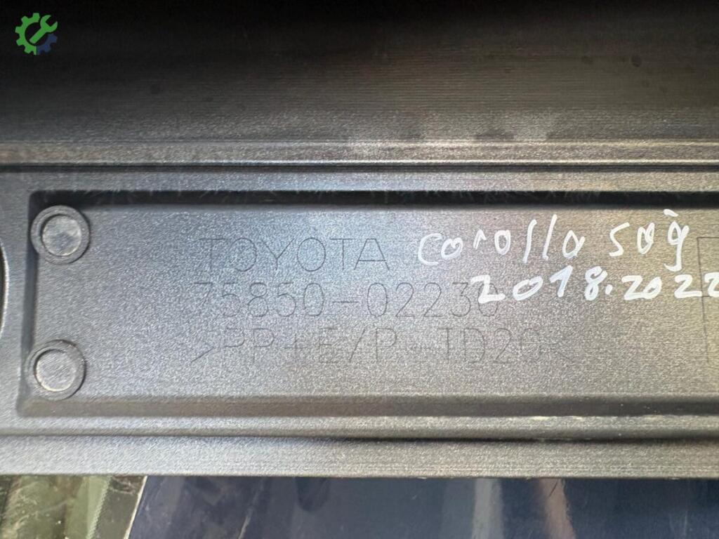 Toyota Corolla Sağ Marşpiyel çıkma parça