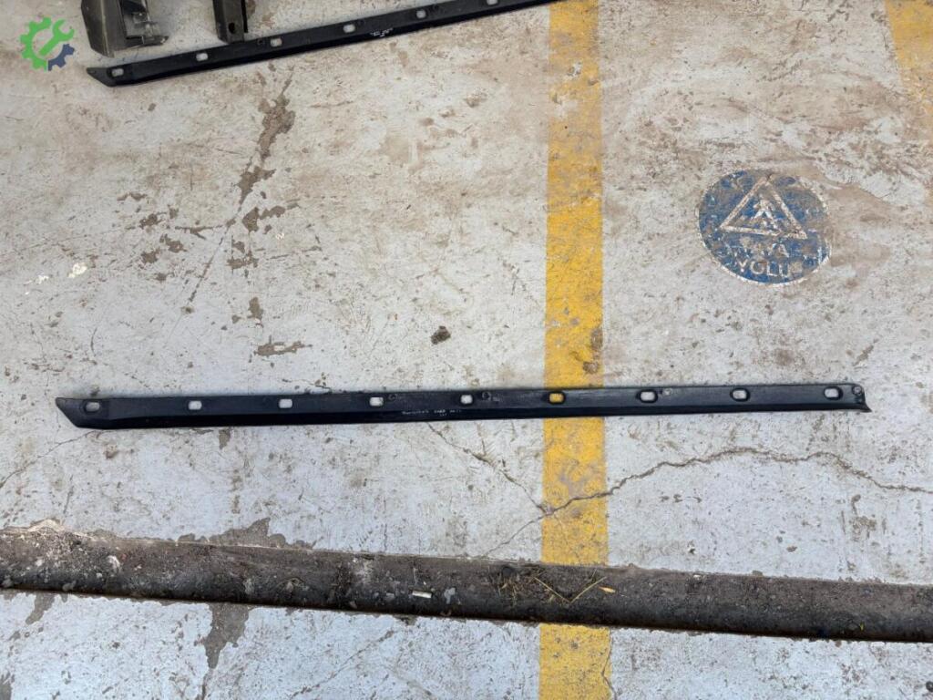 Toyota Corolla Sağ Marşpiyel çıkma parça