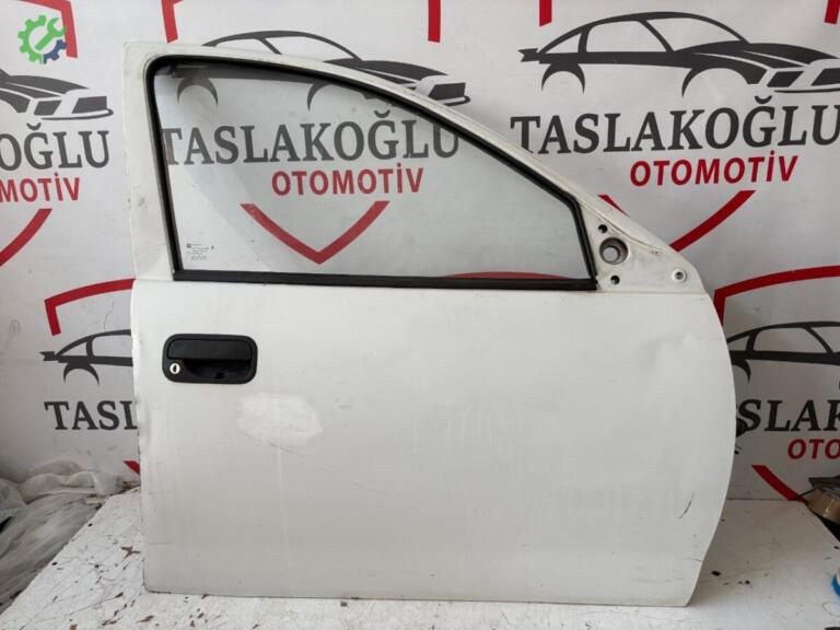 Opel Combo Sağ Ön Kapı çıkma parça