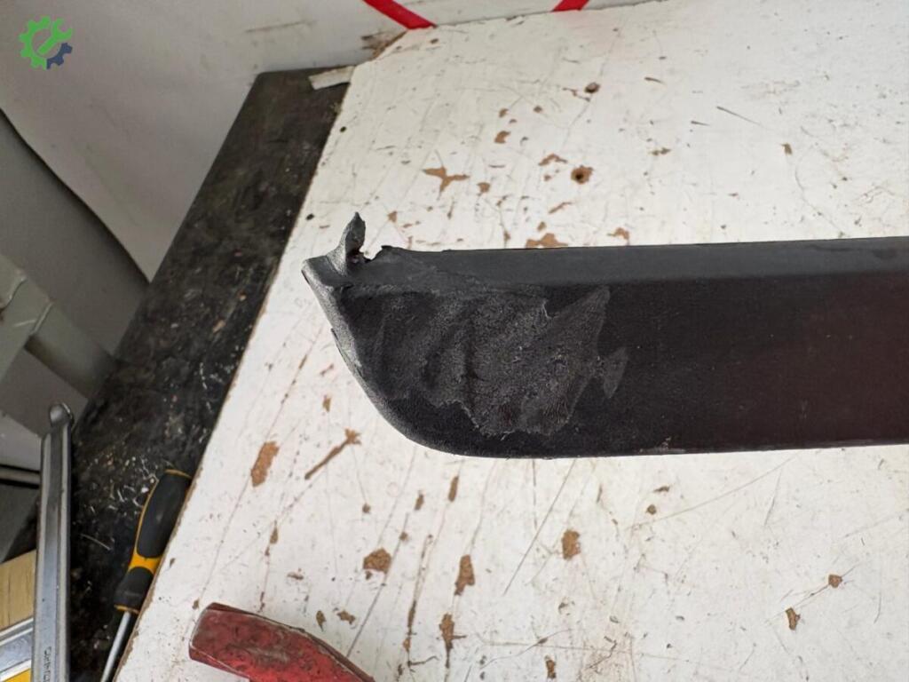 Hyundai Bayon Kapı Çıtası çıkma parça