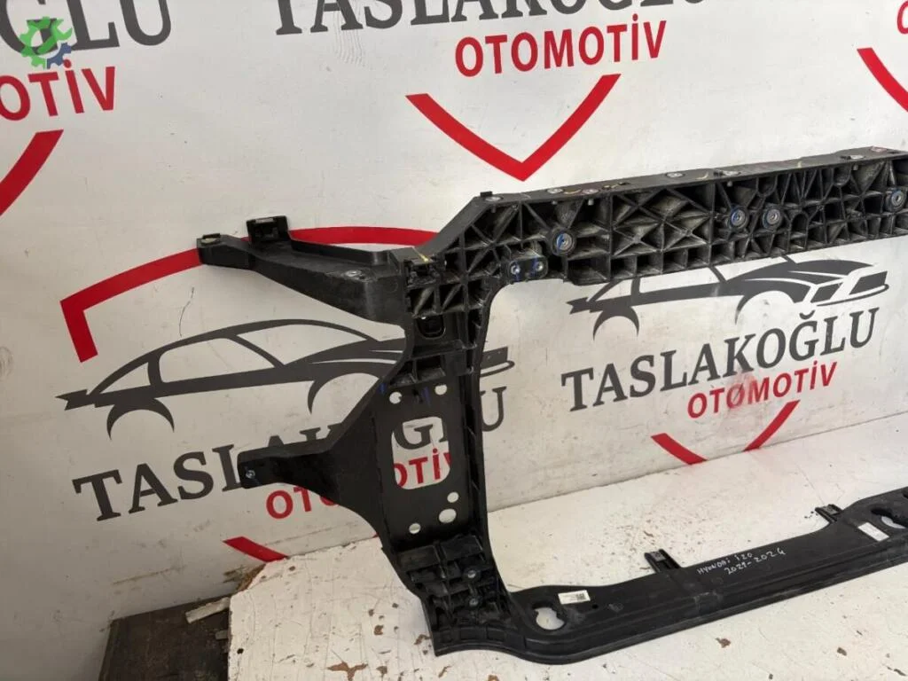 Hyundai i20 Ön Panel 64101-00650 çıkma parça