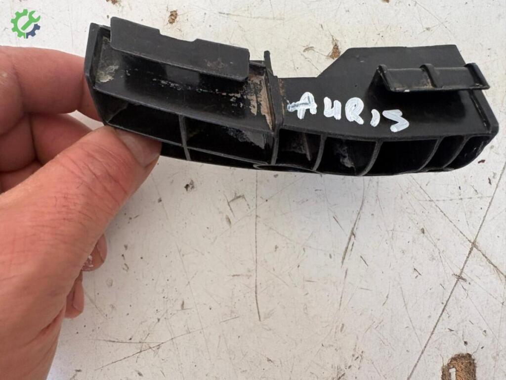 Toyota Auris Tampon Braketi 5256312030 çıkma parça