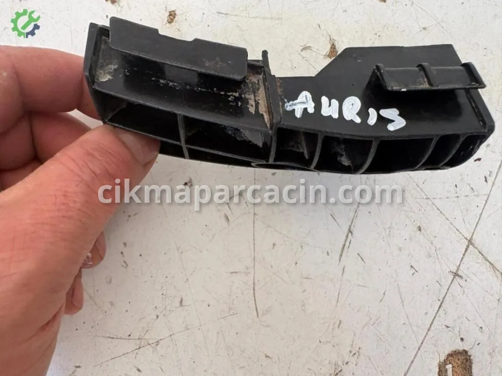 Toyota Auris Tampon Braketi 5256312030 çıkma parça
