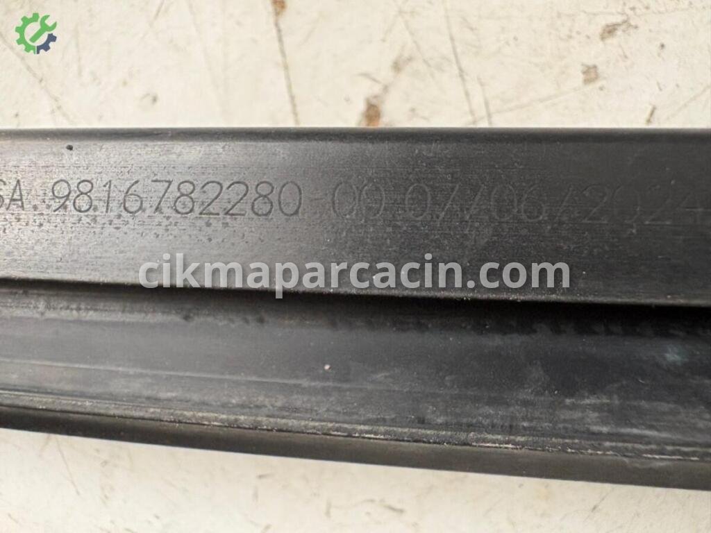 Peugeot Rifter Fitil çıkma parça
