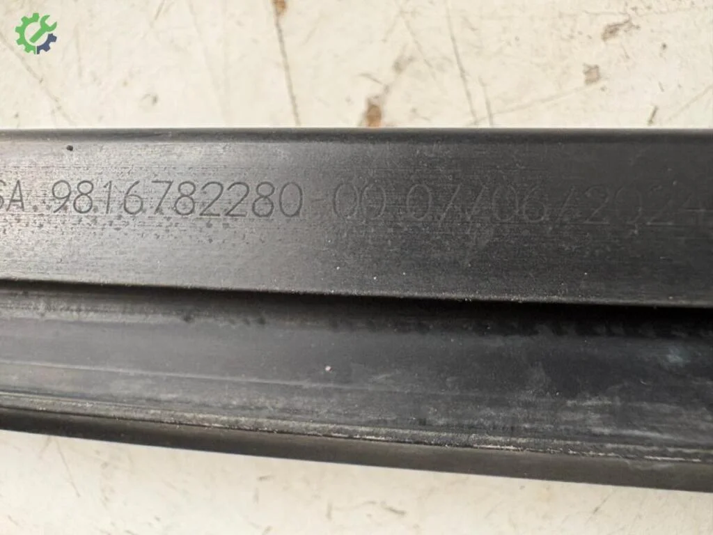 Peugeot Rifter Fitil çıkma parça