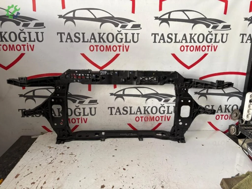 Hyundai i20 Ön Panel 64101-00650 çıkma parça