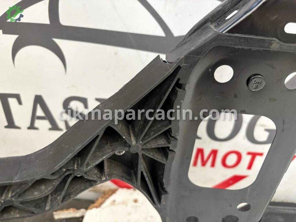 Hyundai i20 Ön Panel 64101-00650 çıkma parça