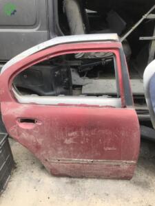 Nissan Primera Sağ Arka Kapı 1997-2001
