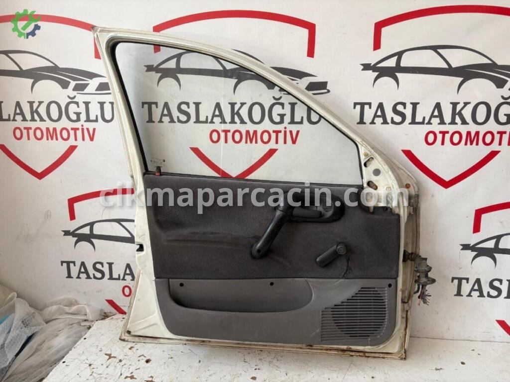 Opel Combo Sol Ön Kapı çıkma parça