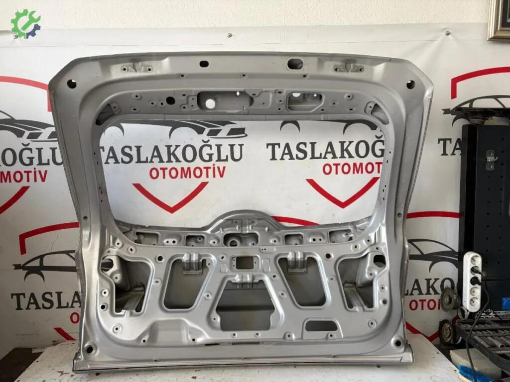 Hyundai Tucson Bagaj Kapağı çıkma parça