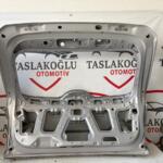 HYUNDAİ TUCSON BAGAJ KAPAĞI SAĞ ALT KÖŞEDEN HASARLI