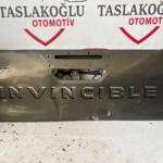 TOYOTA HİLUX BAGAJ KAPAĞI HASARLI
