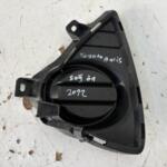 TOYOTA AURİS SAĞ SİS FARI ÇERÇEVESİ