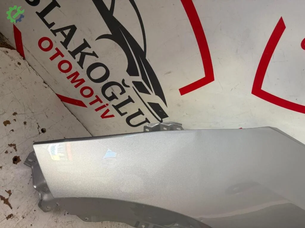 Toyota C-HR Sol Ön Çamurluk çıkma parça