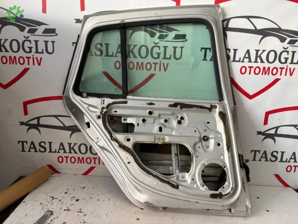 Renault Symbol Sol Arka Kapı çıkma parça