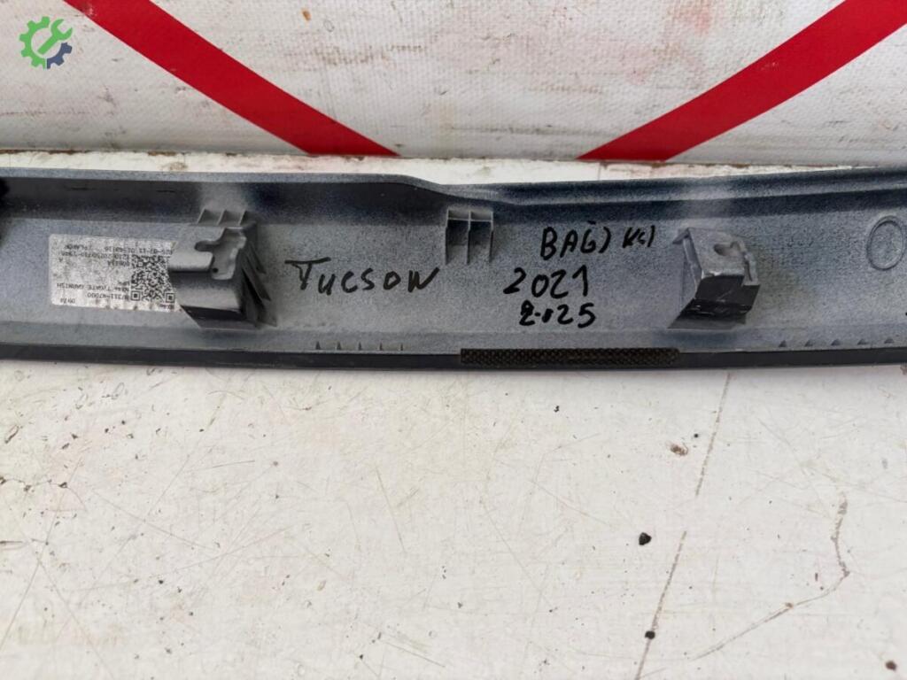 Hyundai Tucson Bagaj Kapağı çıkma parça