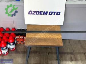 8P3853953D AUDİ A3 SOL KAPI ÜST ÇITASI TEK KAPI ORJ
