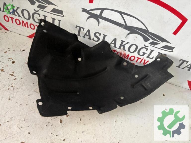 Renault Megane Davlumbaz çıkma parça