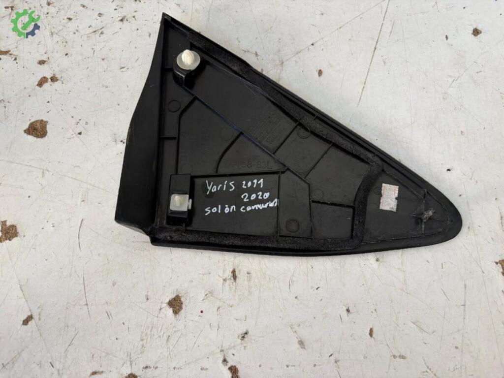 Toyota Yaris Bakalit çıkma parça