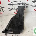 TOYOTA COROLLA SAĞ ÖNÜN ÖNÜ DAVLUMBAZ