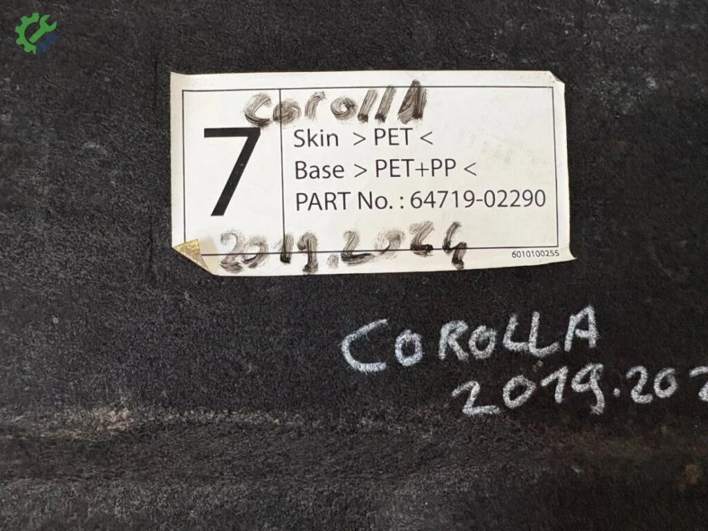 Toyota Corolla Bagaj Döşemesi 6471902290 çıkma parça