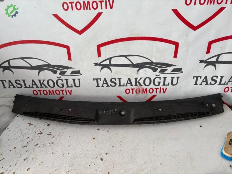 Gaz Gazelle Ön Cam Izgarası çıkma parça