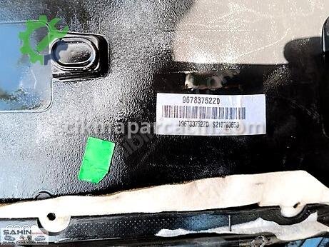 Peugeot 307 Sağ Arka Kapı çıkma parça
