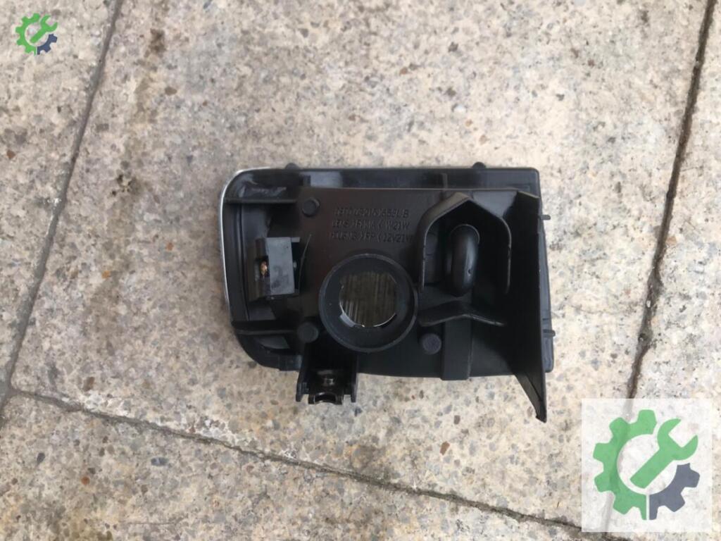 Nissan Maxima Sinyal Lambası 2151658L çıkma parça
