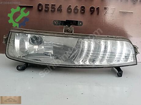 Hyundai Accent Era Sol Sis Farı çıkma parça
