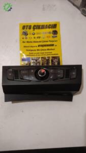 AUDİ A4 2009-2012 A5 KLİMA KONTROL PANELİ 8T1820043