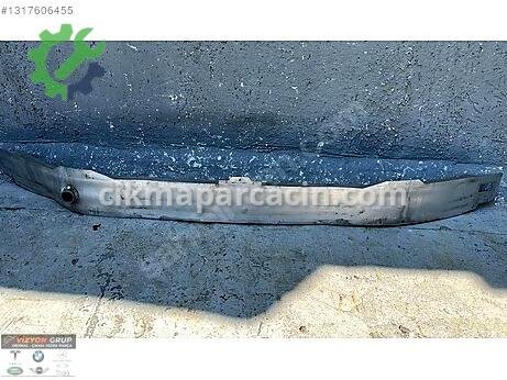 BMW 1 Serisi Tampon Demiri çıkma parça