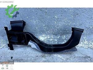 BMW 1 2 F20 F22 F87 KALORİFER HAVA KANALI SAĞ 9226008 ORJİNAL