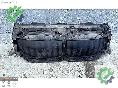 BMW 1 Serisi Ön Panjur 5A23EB3 çıkma parça