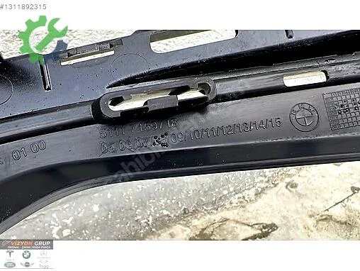 BMW 1 Serisi Sis Farı Çerçevesi 7459718 çıkma parça