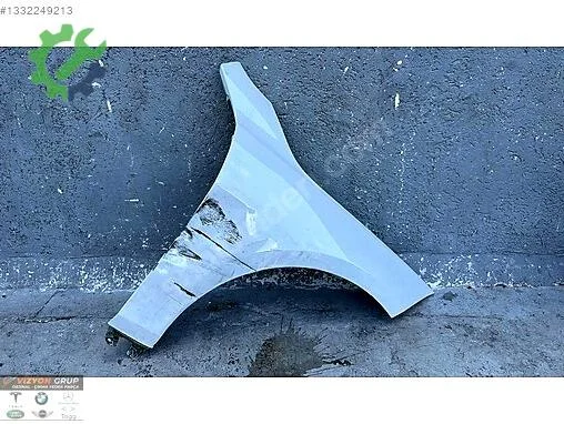 BMW 1 Serisi Sağ Ön Çamurluk çıkma parça