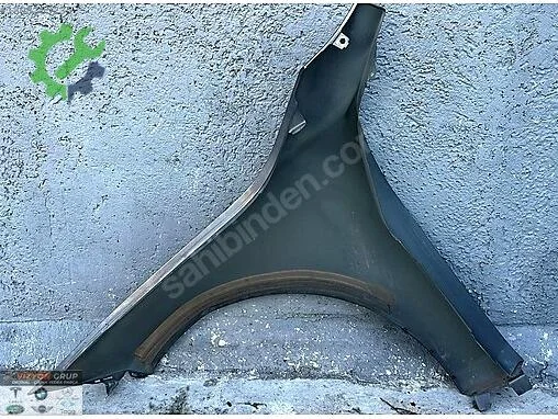 BMW 1 Serisi Sağ Ön Çamurluk çıkma parça