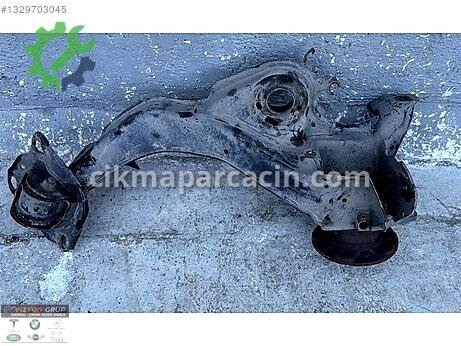 BMW 2 Serisi Arka Taşıyıcı çıkma parça