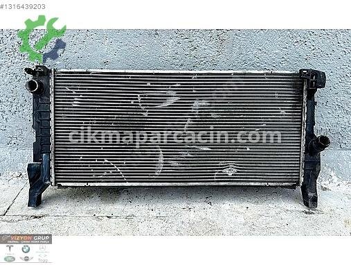 BMW X1 Radyatör 7617630 çıkma parça