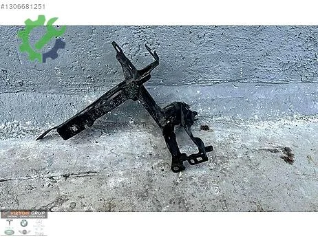 BMW 4 Serisi Sağ Ön Far 7422294 çıkma parça