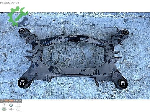 BMW 3 Serisi Arka Travers 8837907 çıkma parça