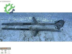 BMW 4 SERİSİ G26 TORSİYON ÇUBUGU 7932475/476 ORJINAL ÇIKMA