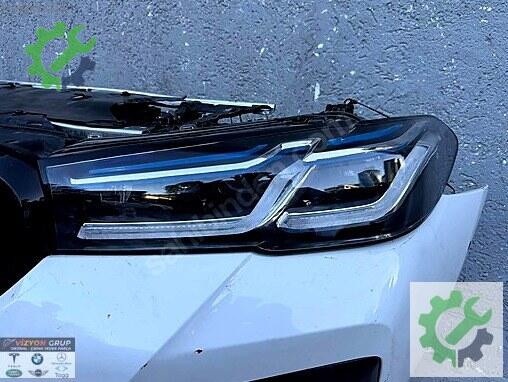 BMW 5 Serisi Far çıkma parça