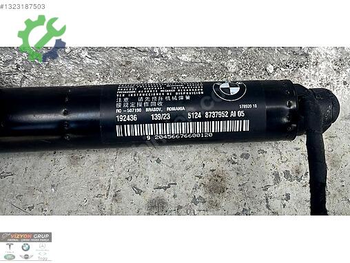 BMW 5 Serisi Sağ Bagaj Amortisörü 8737952 çıkma parça