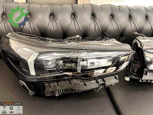 BMW 5 Serisi Far 5A798D8 çıkma parça